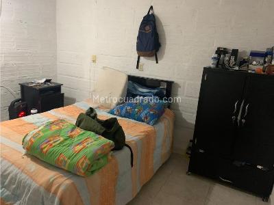Casa de 4 alcobas en venta en El Paraiso, Bello, 115 m² · foto 8 de 14