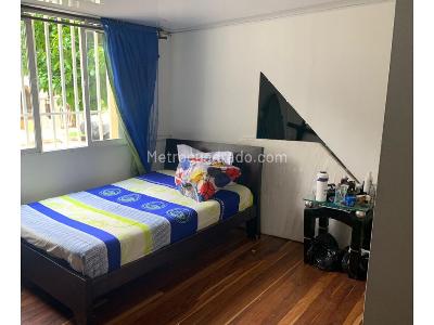 Casa de 4 alcobas en venta en El Paraiso, Bello, 115 m² · foto 13 de 14