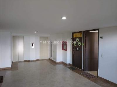 Apartamento de 3 alcobas en venta en La Doctora, Sabaneta, 76 m² · foto 2 de 20