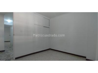 Apartamento de 3 alcobas en venta en Granada, Medellín, 96 m² · foto 2 de 9