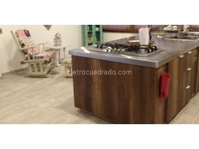 Apartamento de 2 alcobas en venta en Patio Bonito, Medellín, 142 m² · foto 2 de 20