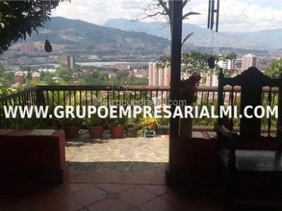 Casa de 3 alcobas en venta en Loma Del Barro, Envigado, 545 m² · foto 5 de 16