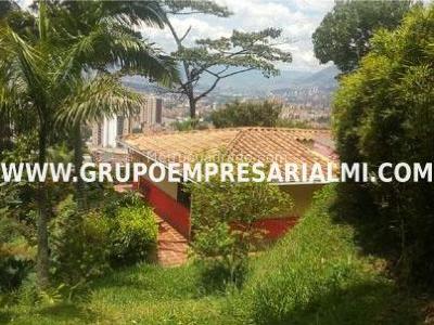 Casa de 3 alcobas en venta en Loma Del Barro, Envigado, 545 m² · foto 14 de 16