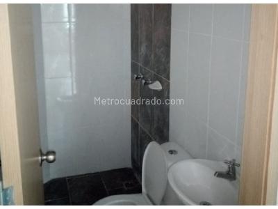 Casa de 4 alcobas en venta en Prado Centro, Medellín, 110 m² · foto 2 de 13