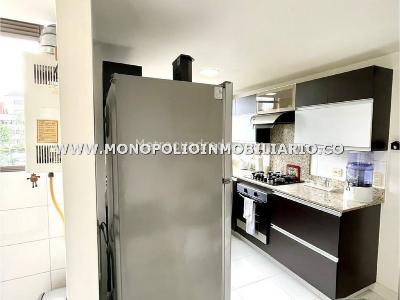 Apartamento de 3 alcobas en venta en El Poblado, Medellín, 125 m² · foto 2 de 7