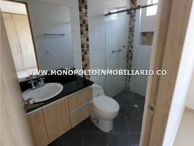 Apartamento de 3 alcobas en venta en El Velodromo, Medellín, 92 m² · foto 7 de 8
