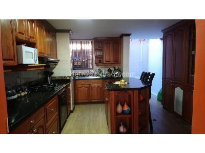 Casa de 5 alcobas en venta en Los Balsos, Medellín, 345 m² · foto 15 de 20