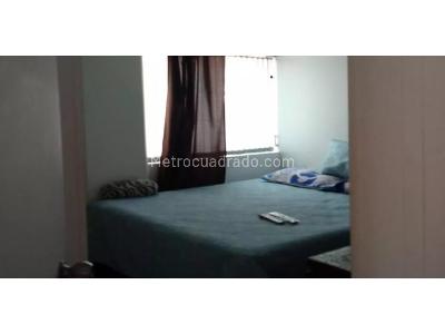 Apartamento de 3 alcobas en venta en Los Colores, Medellín, 67 m² · foto 3 de 9