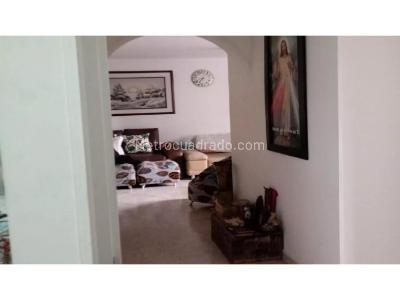 Apartamento de 3 alcobas en venta en Los Colores, Medellín, 67 m² · foto 7 de 9