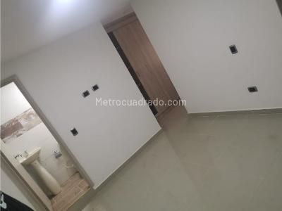 Apartamento de 4 alcobas en venta en Cabañitas, Bello, 120 m² · foto 12 de 14