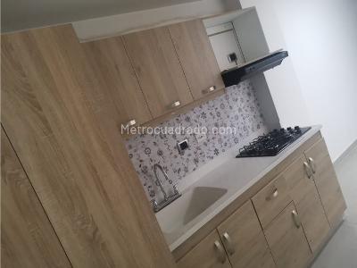 Apartamento de 4 alcobas en venta en Cabañitas, Bello, 120 m² · foto 2 de 14