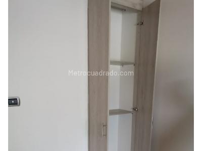 Apartamento de 4 alcobas en venta en Cabañitas, Bello, 120 m² · foto 4 de 14
