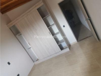 Apartamento de 4 alcobas en venta en Cabañitas, Bello, 120 m² · foto 8 de 14