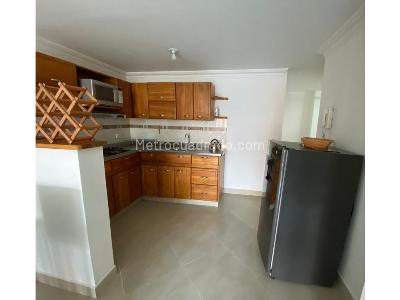 Apartamento de 3 alcobas en arriendo en Belen, Medellín, 80 m² · foto 8 de 15