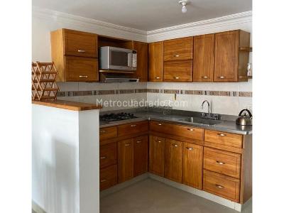 Apartamento de 3 alcobas en arriendo en Belen, Medellín, 80 m² · foto 9 de 15