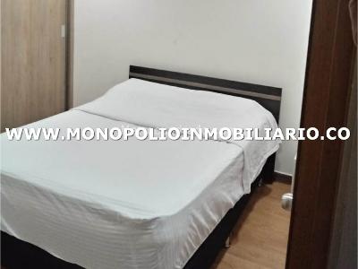 Apartamento de 3 alcobas en venta en Madera, Bello, 68 m² · foto 6 de 9