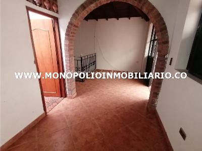 Casa de 4 alcobas en venta en Prados De Sabaneta, Sabaneta, 117 m² · foto 4 de 15