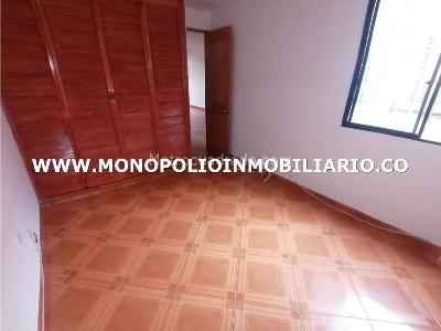 Casa de 4 alcobas en venta en Prados De Sabaneta, Sabaneta, 117 m² · foto 7 de 15