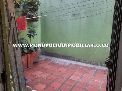 Casa de 5 alcobas en venta en La America, Medellín, 207 m² · foto 16 de 17