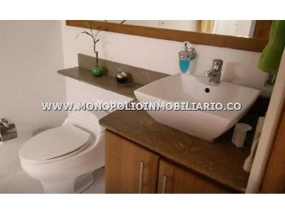 Apartamento de 4 alcobas en venta en Aves Maria, Sabaneta, 258 m² · foto 5 de 7