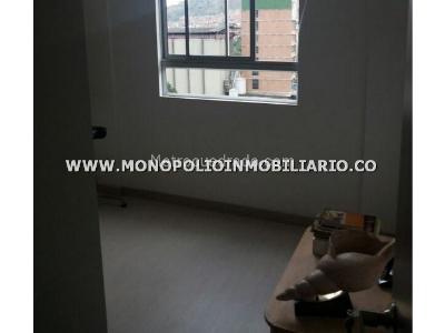 Apartamento de 3 alcobas en venta en Obrero, Bello, 78 m² · foto 3 de 11