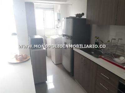 Apartamento de 3 alcobas en venta en Obrero, Bello, 78 m² · foto 7 de 11