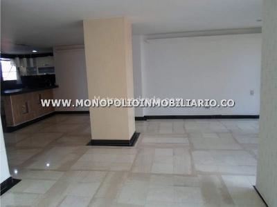 Apartamento de 3 alcobas en venta en Laureles, Medellín, 127 m² · foto 8 de 20