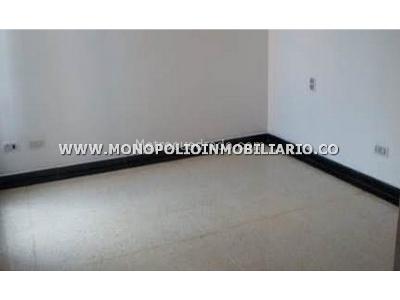 Apartamento de 3 alcobas en venta en Laureles, Medellín, 127 m² · foto 10 de 20