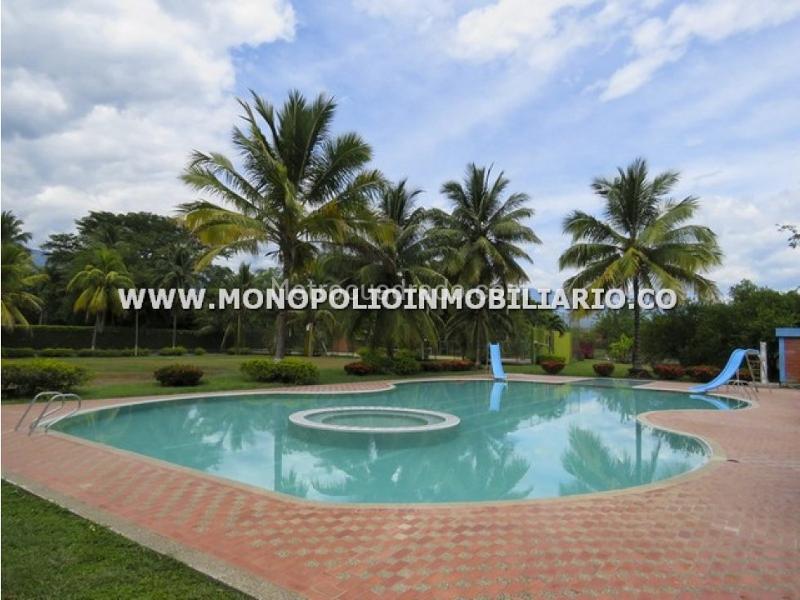 Casa en Arriendo, Los Almendros, Santa Fé de Antioquia - 3