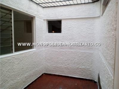 Casa de 3 alcobas en venta en Los Colores, Medellín, 240 m² · foto 12 de 20