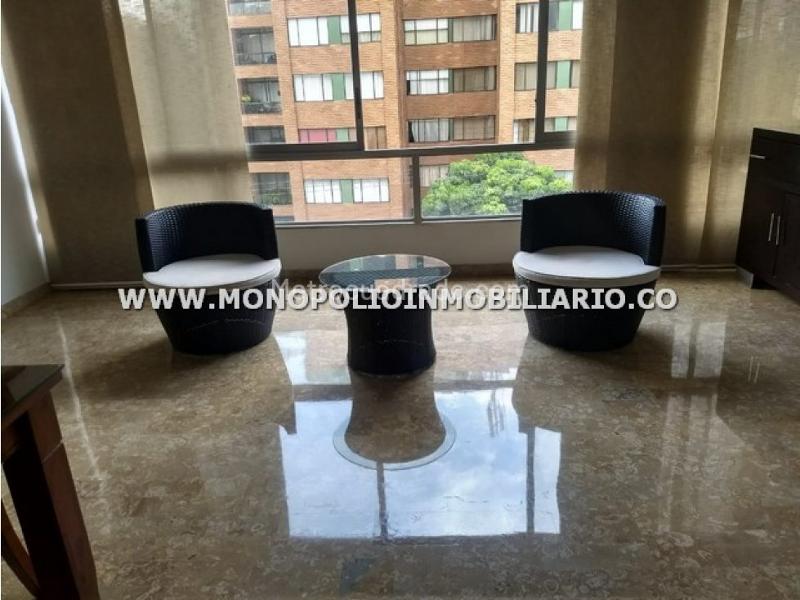 Apartamento Amoblado de 4 Alcobas en El Poblado
