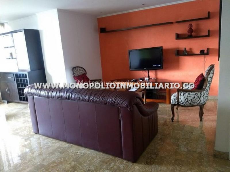 Apartamento Amoblado de 4 Alcobas en El Poblado - 2