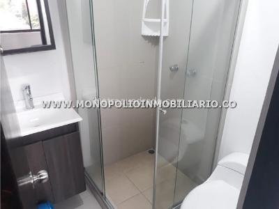 Apartaestudio en arriendo en La Castellana, Medellín · foto 3 de 4