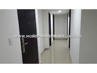 Apartamento de 3 alcobas en venta en San Jose, Bello, 78 m² · foto 3 de 9