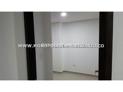 Apartamento de 3 alcobas en venta en San Jose, Bello, 78 m² · foto 4 de 9