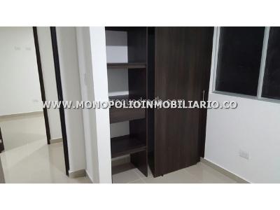Apartamento de 3 alcobas en venta en San Jose, Bello, 78 m² · foto 6 de 9