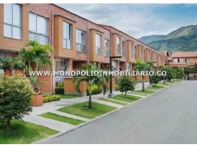 Casa en venta en San Pio, Itagüí · foto 19 de 20