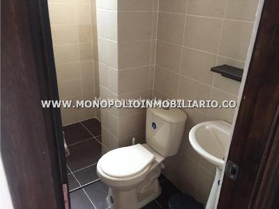 Apartamento en arriendo en Laureles, Medellín · foto 8 de 9