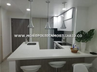 Apartaestudio en arriendo en El Poblado, Medellín, 30 m² · foto 2 de 20