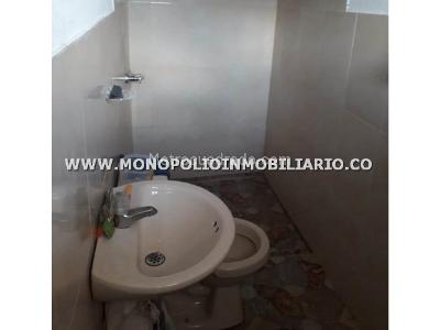 Casa de 5 alcobas en venta en Castilla, Medellín, 380 m² · foto 5 de 11