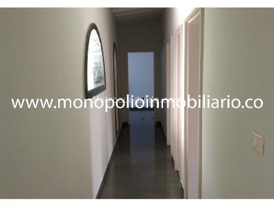 Casa de 4 alcobas en venta en La America, Medellín, 195 m² · foto 7 de 18