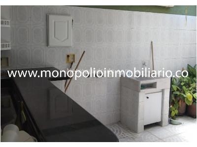 Casa de 4 alcobas en venta en La America, Medellín, 195 m² · foto 8 de 18
