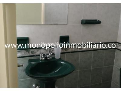 Casa de 4 alcobas en venta en La America, Medellín, 195 m² · foto 11 de 18