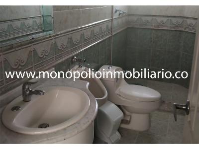 Casa de 4 alcobas en venta en La America, Medellín, 195 m² · foto 14 de 18