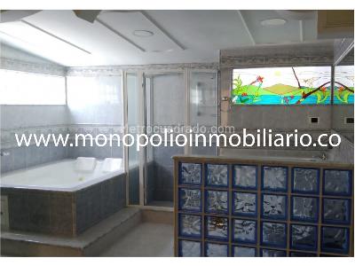 Casa de 4 alcobas en venta en La America, Medellín, 195 m² · foto 15 de 18