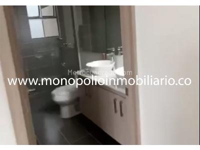 Apartamento de 3 alcobas en venta en San Jose, Sabaneta, 103 m² · foto 11 de 15