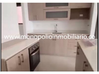 Apartamento de 3 alcobas en venta en San Jose, Sabaneta, 103 m² · foto 2 de 15