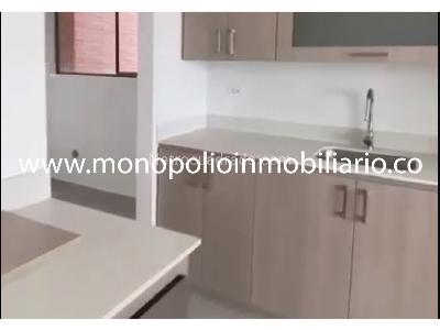 Apartamento de 3 alcobas en venta en San Jose, Sabaneta, 103 m² · foto 3 de 15