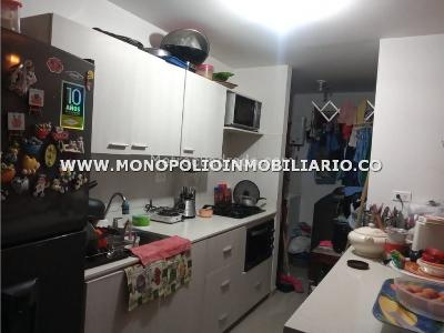 Apartamento en venta en Los Colores, Medellín · foto 4 de 9