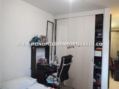 Apartamento en venta en Los Colores, Medellín · foto 5 de 9